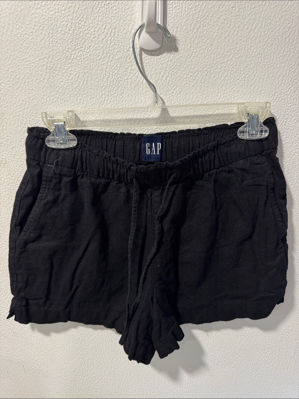 GAP Women's Black Elastic Waist Drawstring Shorts